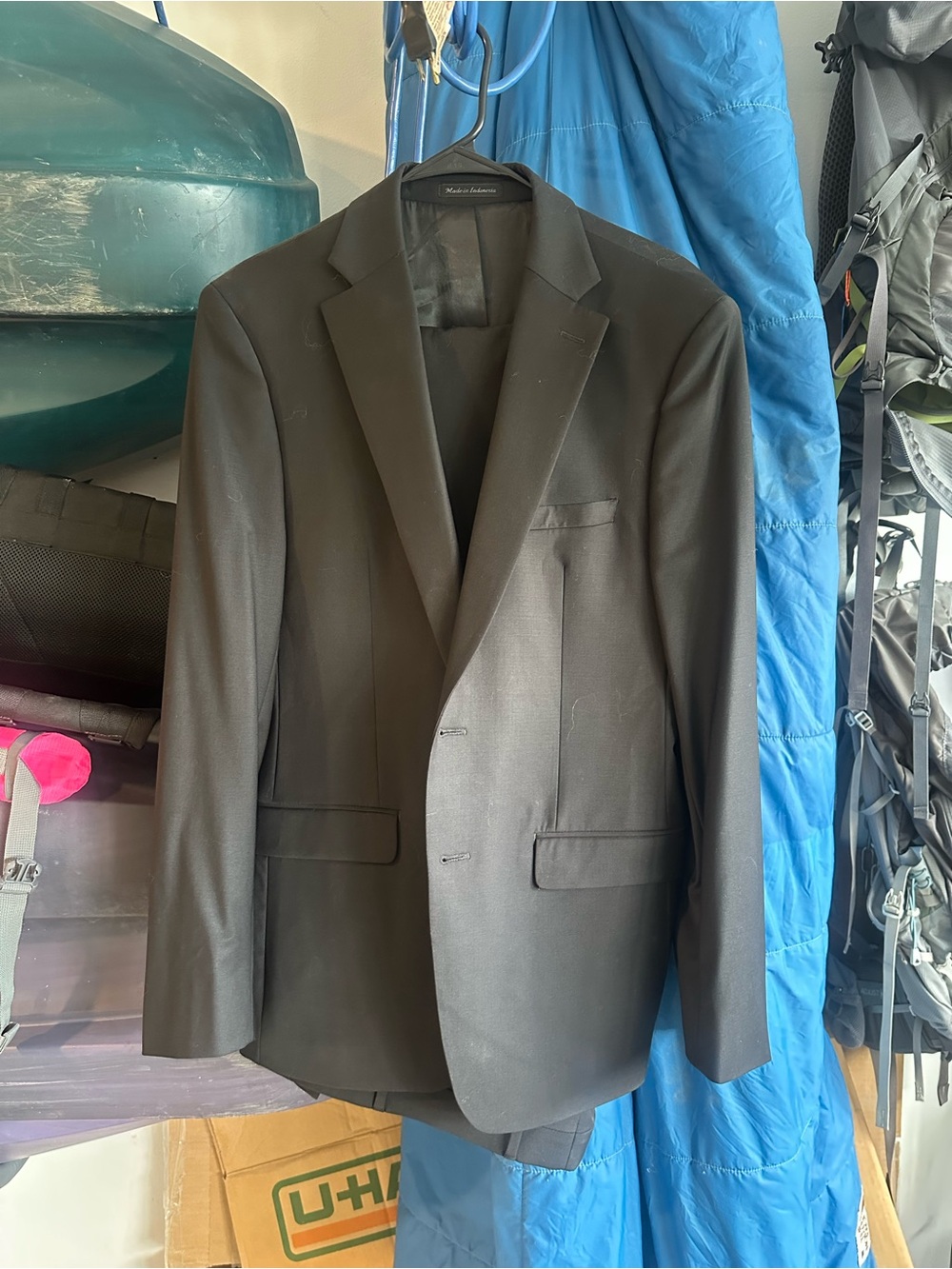 Calvin Klein Black Men's Suit 40R, 30x32 pants